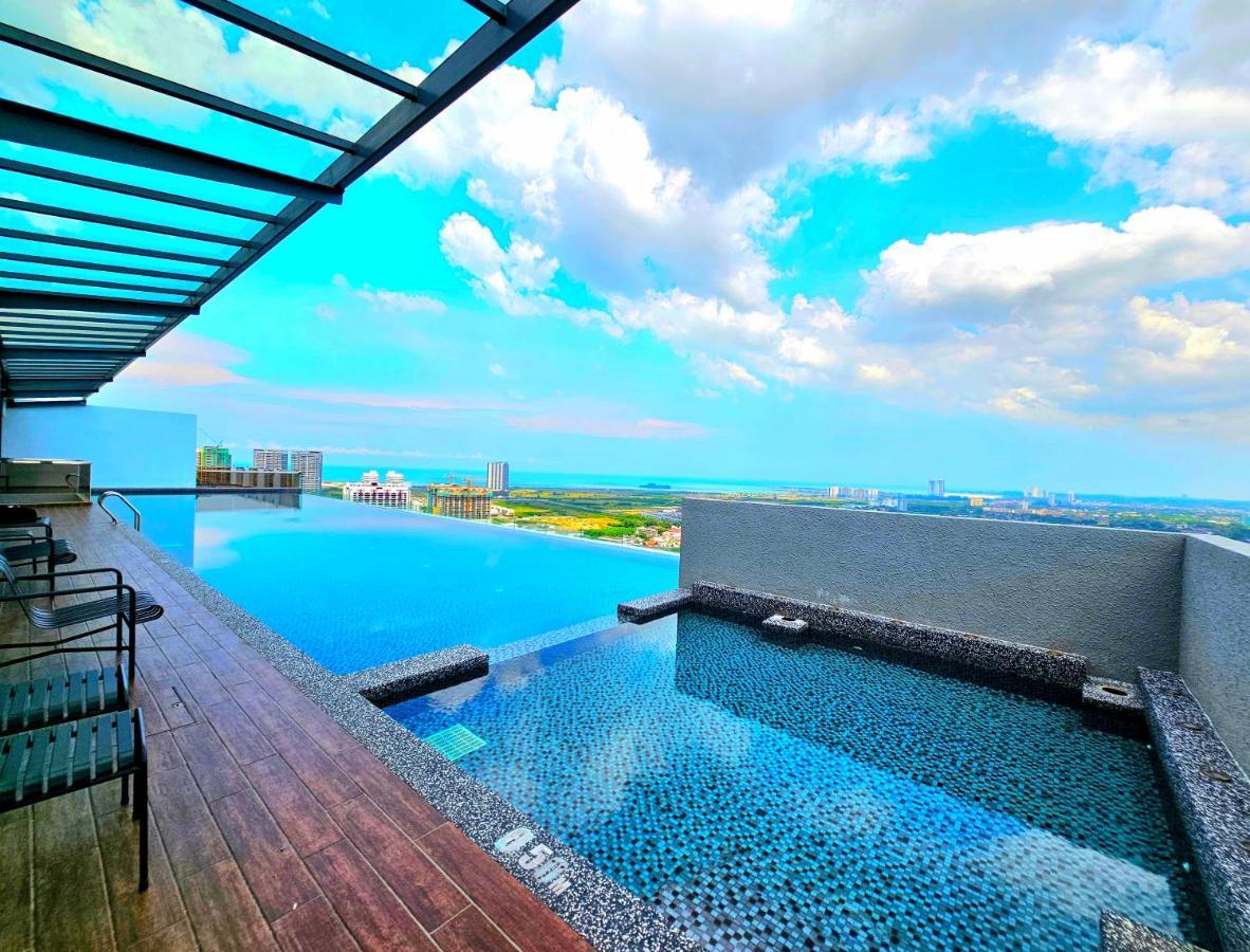 Quartz Paragon Suites Melaka By Ggm Exteriör bild