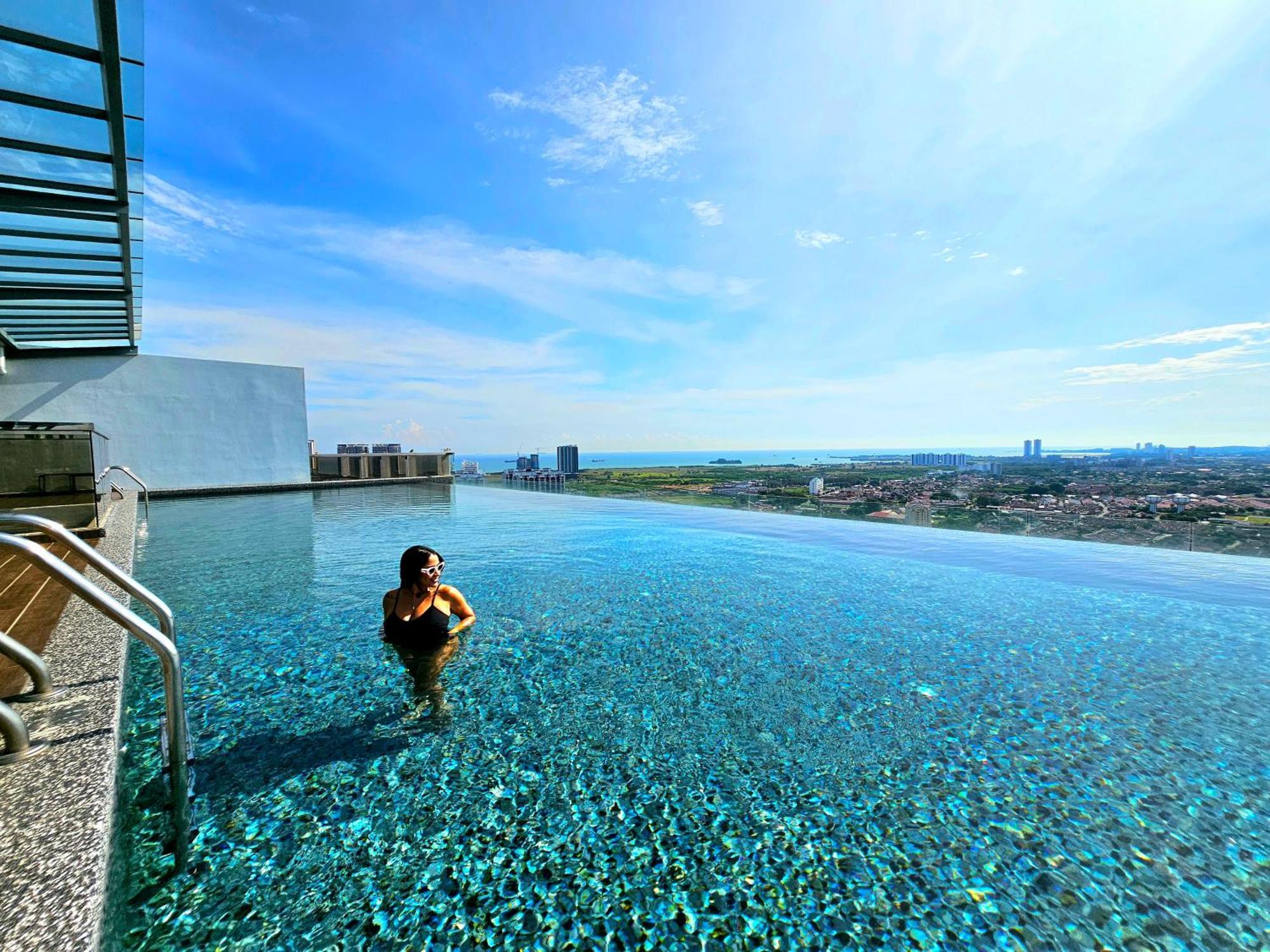 Quartz Paragon Suites Melaka By Ggm Exteriör bild